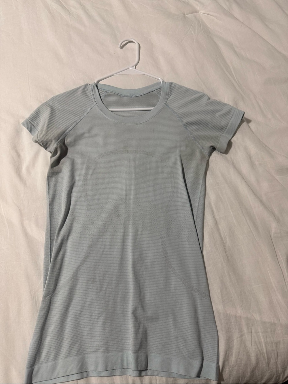 Size 4 lululemon top